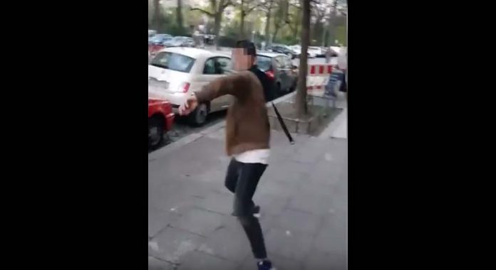 В Берлине араб избил религозного еврея