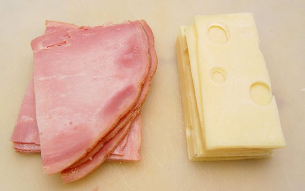 Мясо с молоком. Что запрещено, а что разрешено?