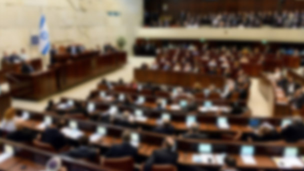 Может ли религия в наше время быть вне политики?